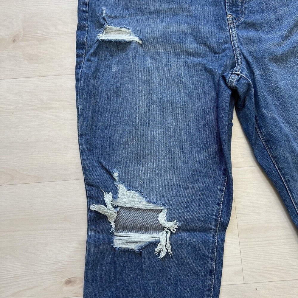 NEW Old Navy Women Higher High Rise Waisted Destroyed Jeans Size 18 - Picture 3 of 10